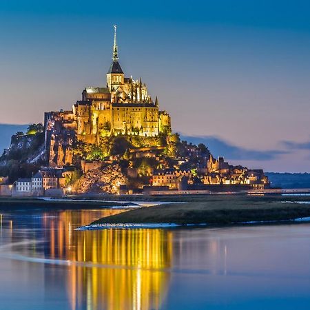 Charmant Logement T2 A 2 Pas De La Mer Granville Luaran gambar